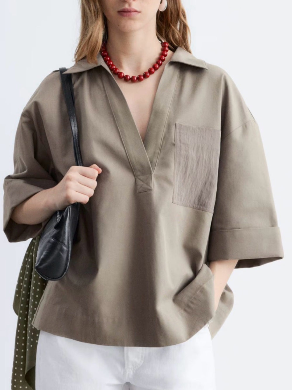 & Other Stories NWT Taupe Relaxed V-Neck pit-pit 25 (mix47)